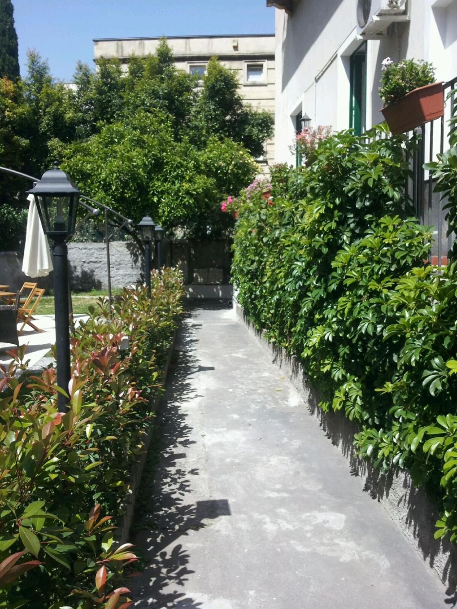 Dimora Novecento Bed & Breakfast Катания Екстериор снимка